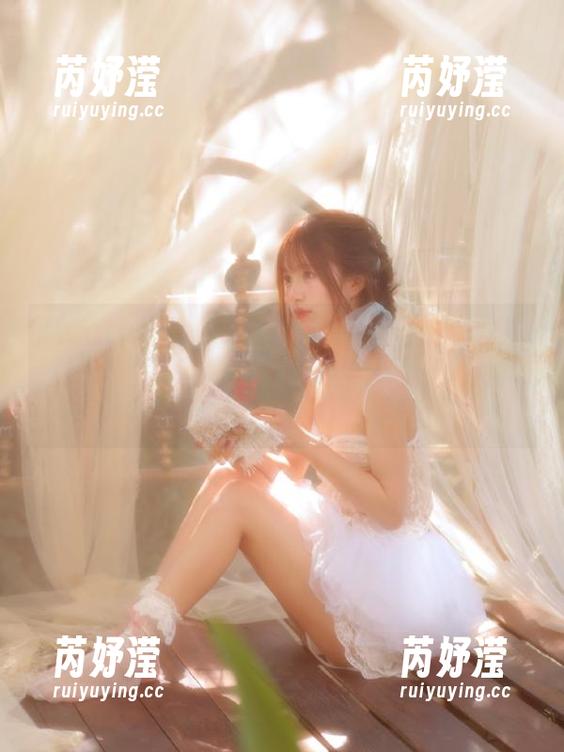 从Cat Demon喵崽小羊咩咩的镜头看生活：精选原图与精致图片展现不一样的风景